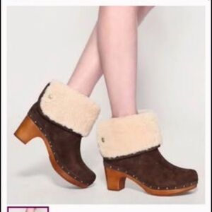 Boots Women's Brown and Cream Clog Boots